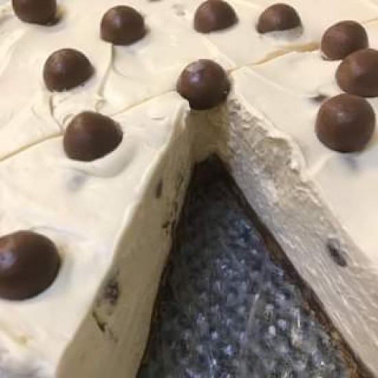 Baileys Malteser Cheesecake 16 Portion